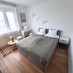 Διαμέρισμα Rentinaustria *